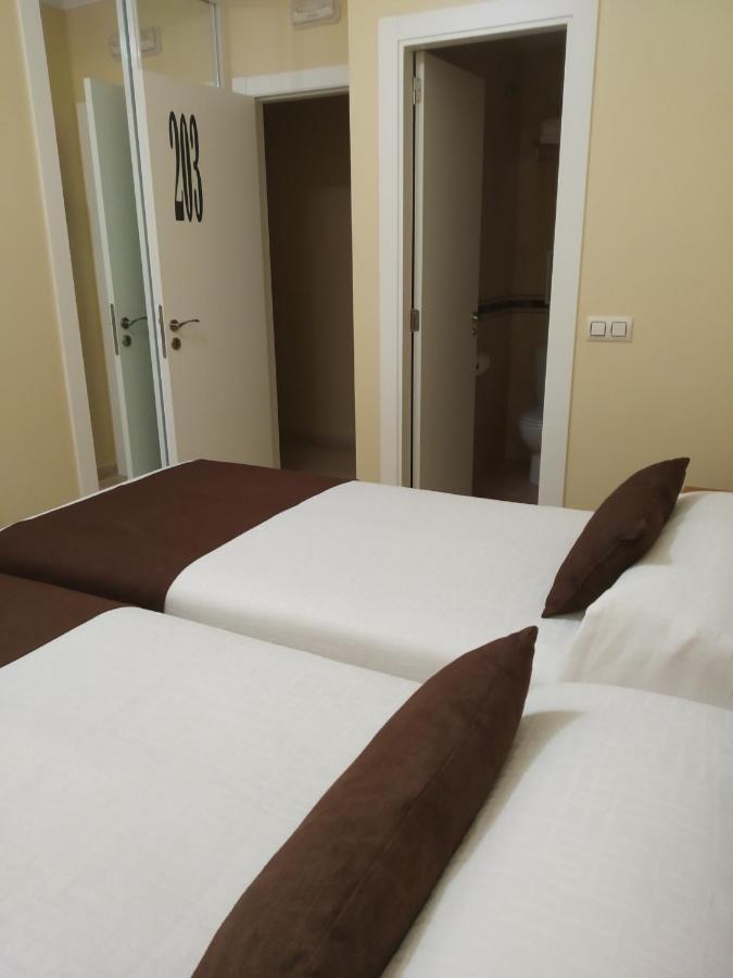 Hostal Stella Del Mare Camarinas Exterior photo
